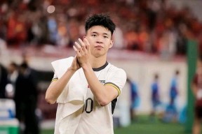 开云电竞平台-国际足联颁奖盛典开启，德甲球队登上榜首(国际足联颁奖典礼获奖名单 最佳男足球员)