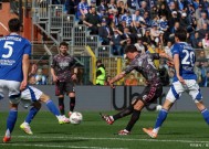 kaiyun电竞-瓦伦西亚全队整体爆发，联手赢得比赛