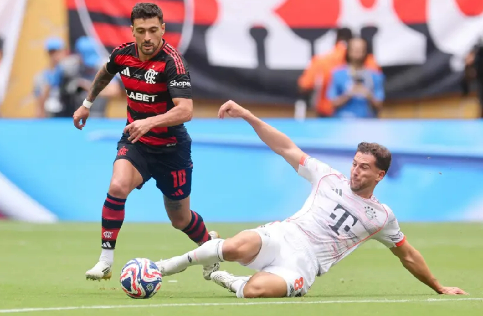 kaiyun电竞-拜仁慕尼黑将在半决赛对阵曼联,争夺决赛资格(拜仁慕尼黑赛果) 第1张 kaiyun电竞-拜仁慕尼黑将在半决赛对阵曼联,争夺决赛资格(拜仁慕尼黑赛果) 第1张